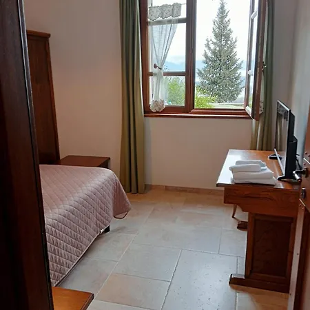 Alloggio per agriturismo Il Beccafico Alpaca *